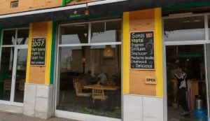 mimo vegan desde el exterior en Málaga